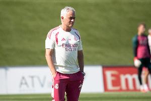 世体：穆帅和皇马新援对亮相仪式并不上心，但不代表仪式会取消