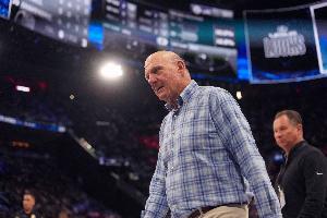 媒体人：共情NBA老板没必要 鲍尔默20亿买快船都说疯了结果赚麻了
