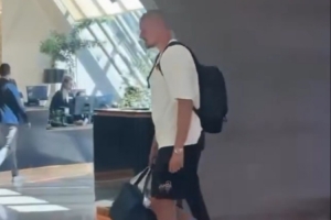 开始备战！约基奇抵达塞尔维亚男篮训练营 准备月底的两场世预赛