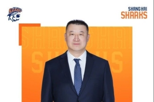 上海队记：助教接君&詹姆斯·邓肯都将离开 王勇指导回球队任助教