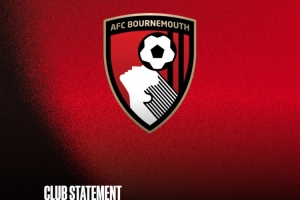 伯恩茅斯就邮件解雇60年老员工致歉：辛勤多年的员工理应被尊重
