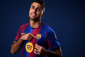 两人HWG！罗马诺：今日罗德里就会飞往巴萨，坎塞洛体检也已安排