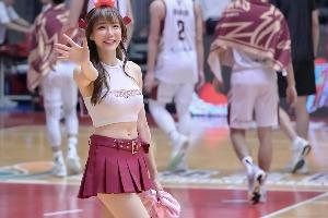 七夕宿命陪吧友过~宝岛啦啦队芮儿晒与两位小姐姐热舞视频
