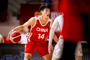 决赛输22板！媒体人：U18男篮亚洲杯多场比赛输篮板 问题亟需总结