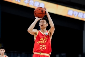 效力广厦11年！赵岩昊总出场&三分&抢断队史第2 总得分队史第4