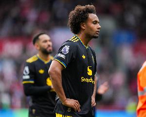 罗马诺：佛罗伦萨提出500万欧租借费+买断选项，希望引进齐尔克泽