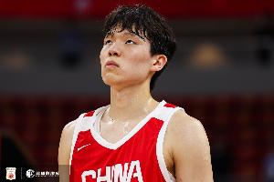 男篮巨大损失！“杨瀚森将缺席后续世预赛”词条登上微博热搜