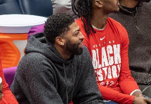 浓眉：我和大个子搭档都很成功 会像霍华德&小加帮我那样去帮萨尔