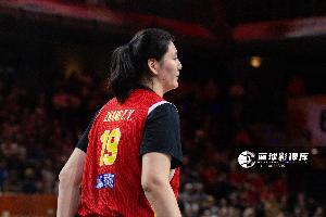 媒体人：张子宇应该去美国 她在国内就只能照现在这样缓步发展