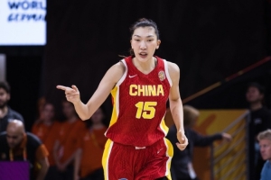 解说：赢或回家的比赛 咱们的轮换是不是可以缩短一些