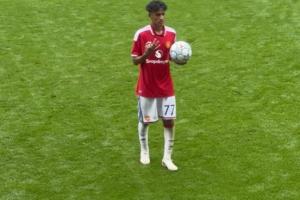 超新星！15岁JJ·加布里埃尔青年欧冠首秀戴帽，曼联U19以5-0大胜