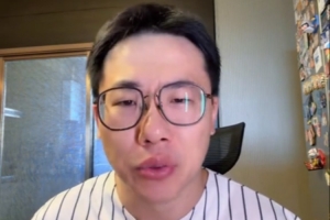 解说：估计小卡会以猛龙球员身份退役 感觉很多人希望他没球打？