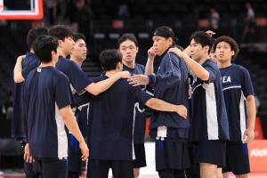 亚运-李贤重15中10狂砍28+9+5+2 韩国男篮114-80大胜约旦杀进四强