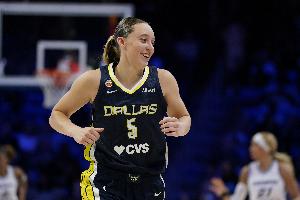 佩奇：FIBA的对抗强度是WNBA的100倍 裁判尺度也更宽松