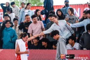 三人女篮U23世界杯中国队第二日综述：豪取两胜 顺利晋级八强