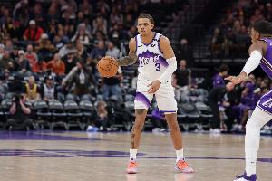 就是直接的5年1.575亿！基昂特·乔治新合同中不含球员或球队选项