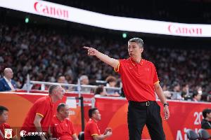 话题转变！词条“乔尔杰维奇 郭士强”冲上微博热搜榜第一位