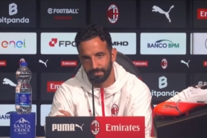 阿莫林：我的理念与阵型无直接关联 我不会今天说一套明天说一套