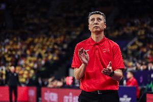 媒体人：换教练是最低成本的手段 但中国队近4任主帅都没完成任务