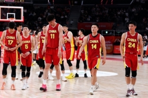 韩媒：中国球迷不满男篮国家队表现 认为他们也该去服兵役