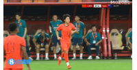 国足继续换人调整，王庚睿替补登场，换下刘洋