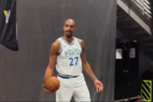 森林狼新持球大核？戈贝尔拍摄定妆照秀运球 胡子新造型吸睛