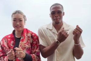 梦幻联动！李梦威少合拍手势舞：Project B的家人 欢迎来到我的家