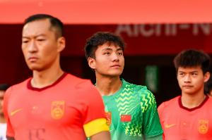 吴曦：全队拼下时隔28年的亚运铜牌很自豪，希望中国足球越来越好