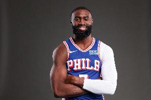 队记：布朗&埃奇库姆一直同上同下 猜测他们会带球队第二阵容