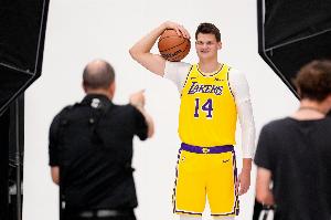 湖人媒体人：湖人防守终于跟上现代NBA 凯斯勒回来后侧翼可以更凶