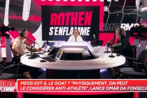 评论员：很幸运解说过梅西一线队处子秀，他在无数个夜晚点燃了我
