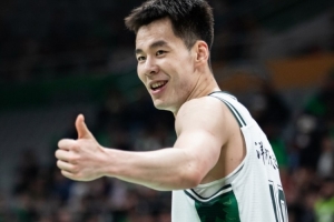 都没少罚！广东半场16罚13中 同曦则是19罚15中