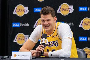 饼管够！凯斯勒单场10次扣篮 NBA历史第二&仅次于奥尼尔